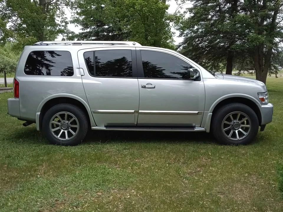 2010 Infiniti QX80 - Image 2 of 20