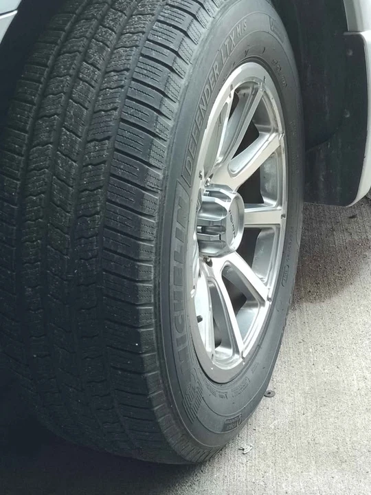 2010 Infiniti QX80 - Image 8 of 20