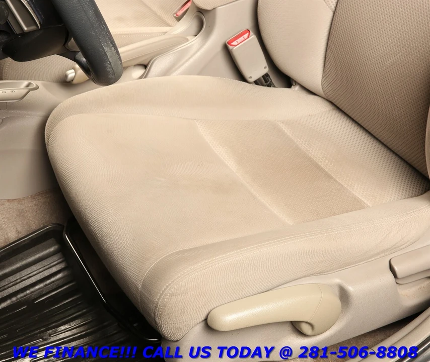 2010 Honda Insight 2nd Gen - Image 12 of 21