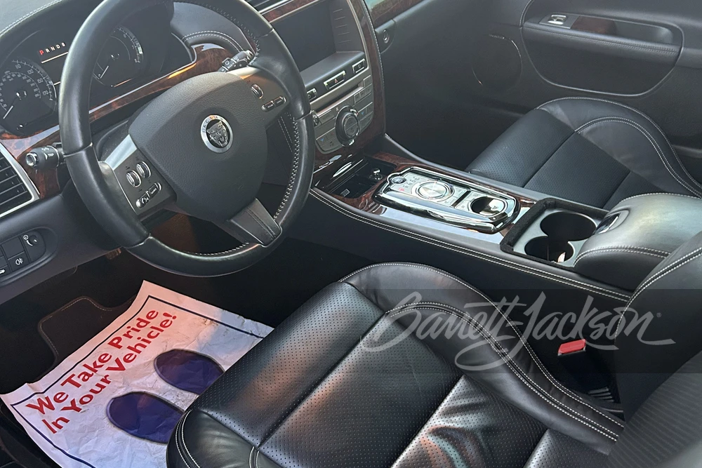 2010 Jaguar X150 XK - Image 2 of 12