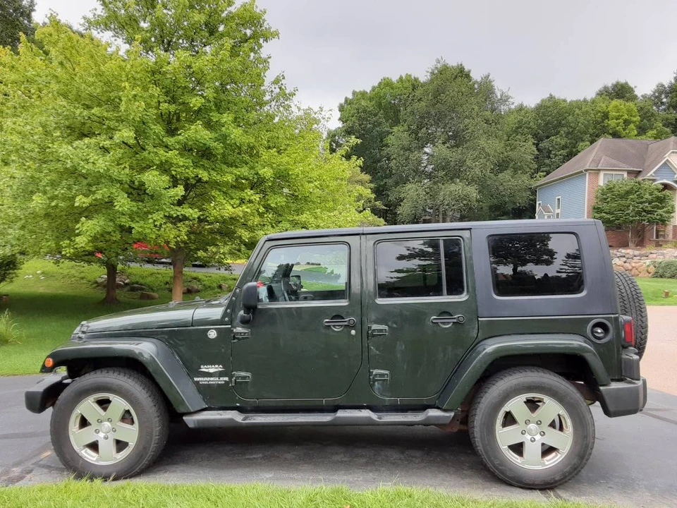2010 Jeep JK Wrangler - Image 3 of 8