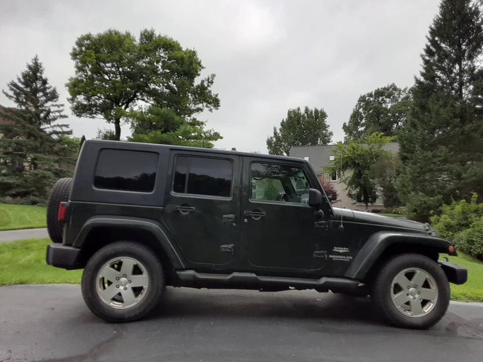 2010 Jeep JK Wrangler - Image 2 of 8