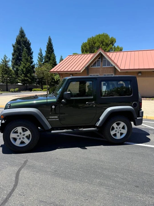 2010 Jeep JK Wrangler - Image 2 of 10