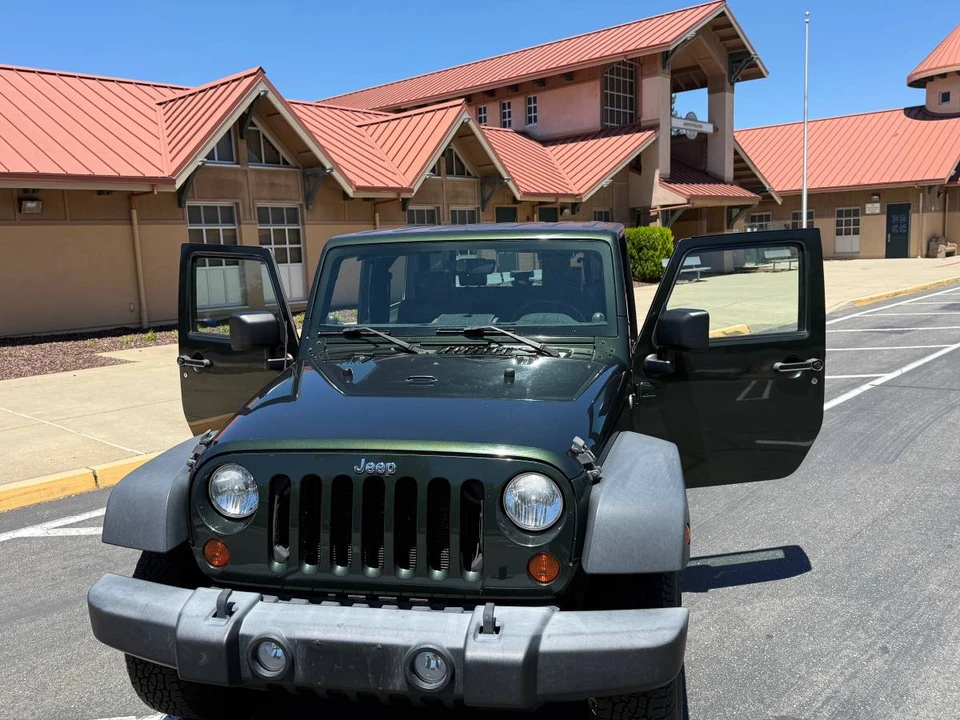 2010 Jeep JK Wrangler - Image 9 of 10