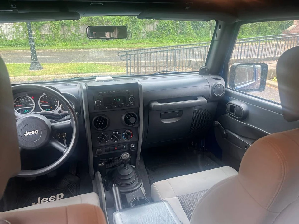 2010 Jeep JK Wrangler - Image 11 of 16