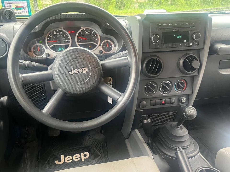 2010 Jeep JK Wrangler - Image 9 of 16