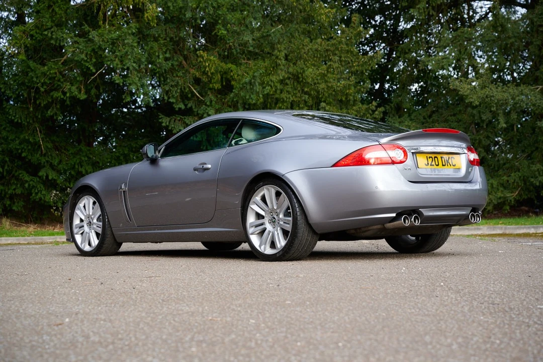 2010 Jaguar X150 XKR - Image 11 of 30
