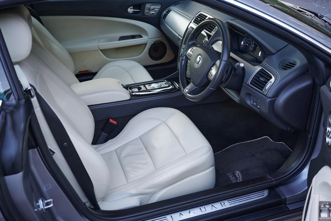2010 Jaguar X150 XKR - Image 26 of 30