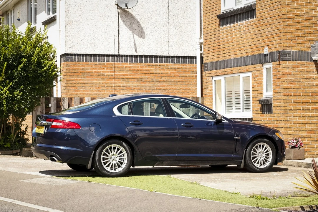 2010 Jaguar X250 XF - Image 10 of 30
