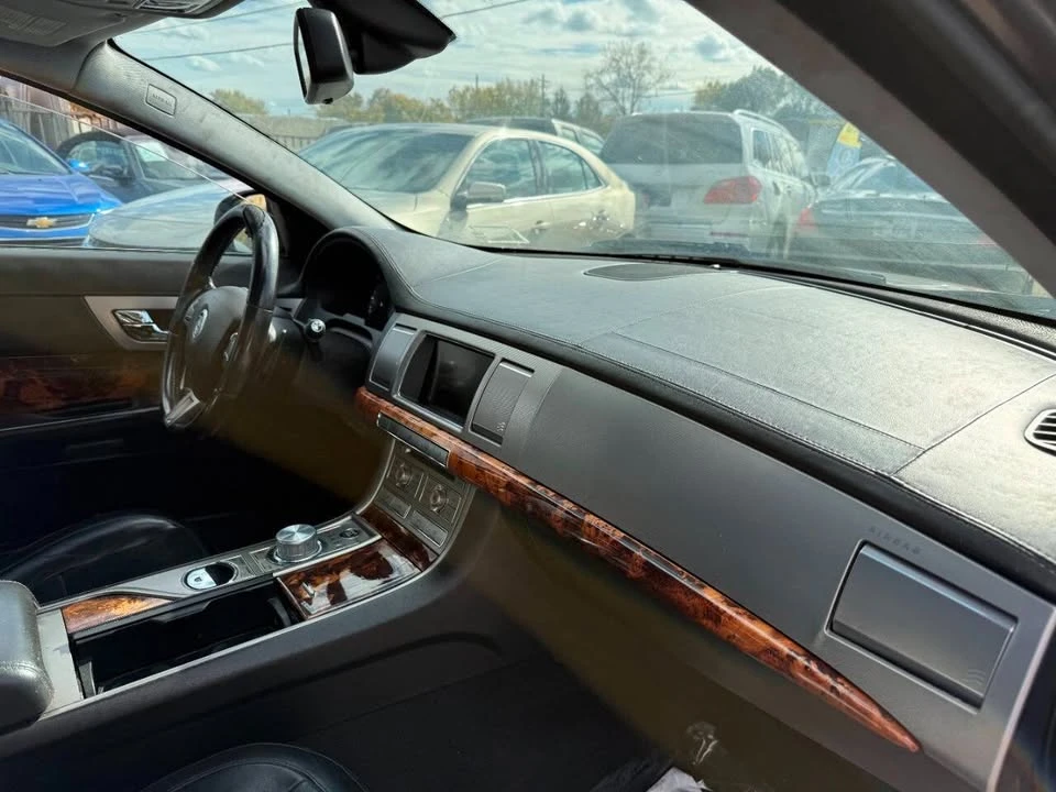 2010 Jaguar X250 XF - Image 15 of 20