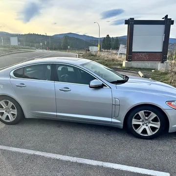 2010 Jaguar XF