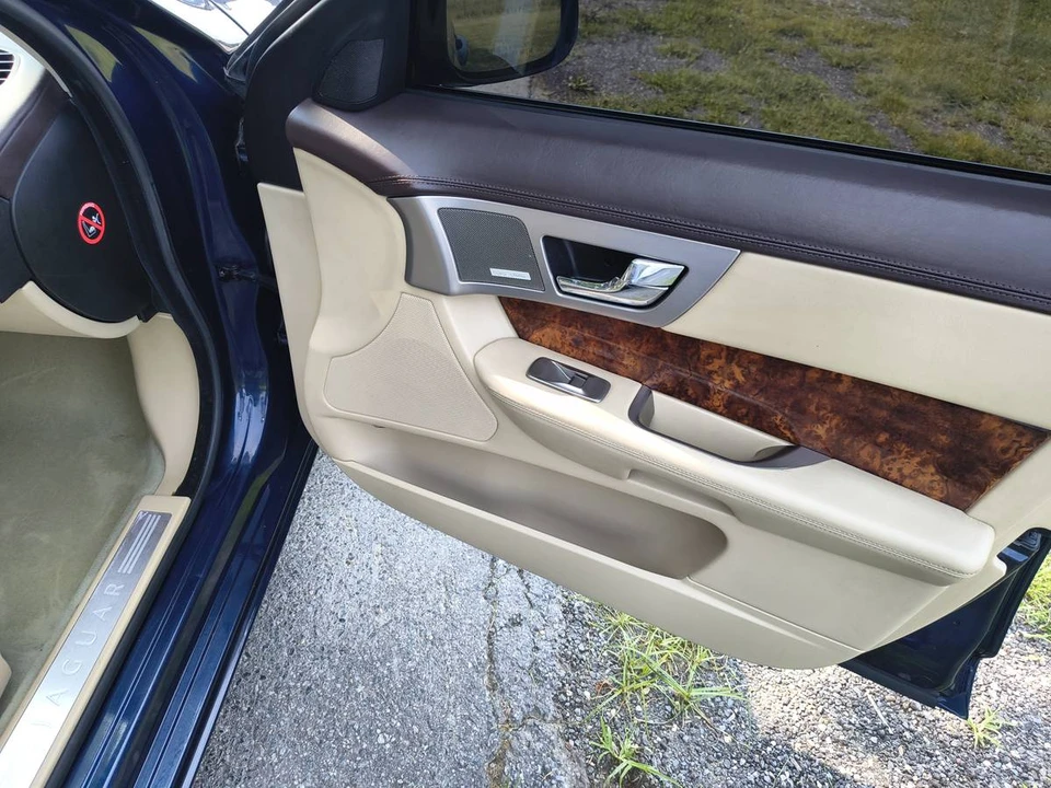 2010 Jaguar X250 XF - Image 10 of 17