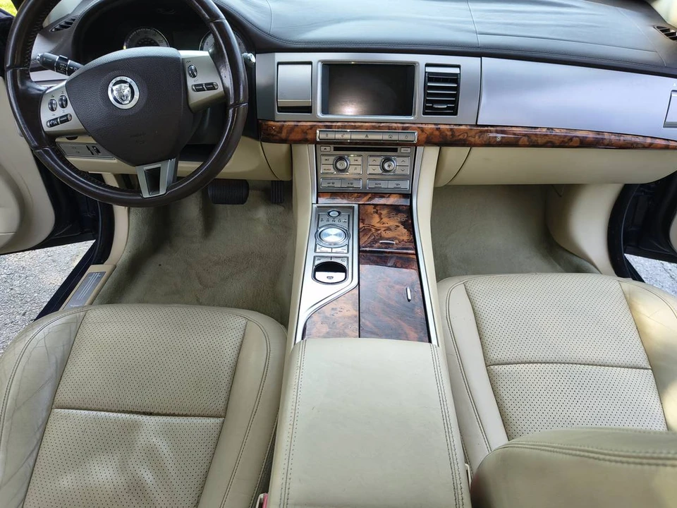 2010 Jaguar X250 XF - Image 12 of 17