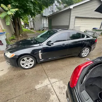 2010 Jaguar XF Luxury