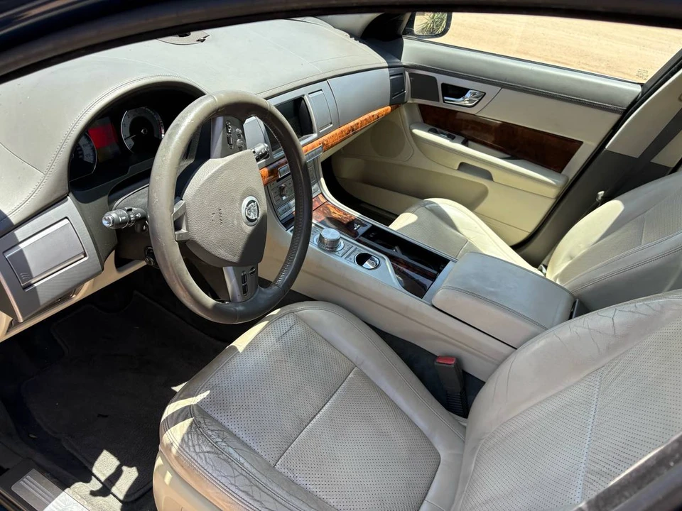 2010 Jaguar X250 XF - Image 5 of 8