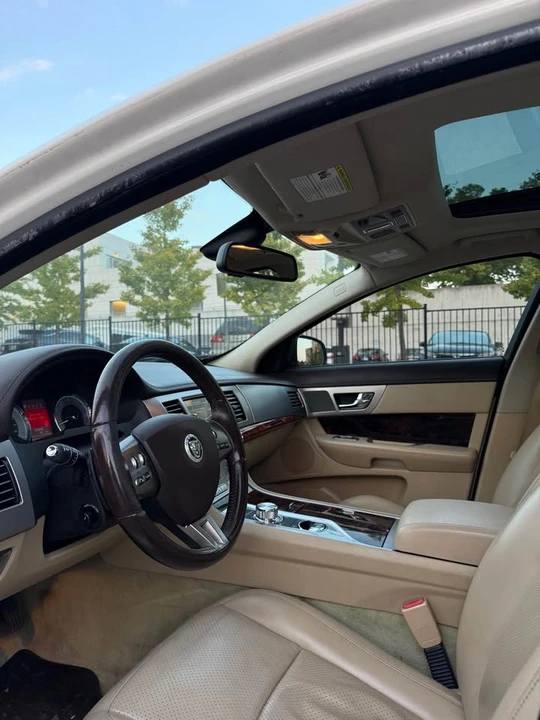 2010 Jaguar X250 XF - Image 9 of 17