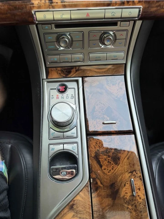 2010 Jaguar X250 XF - Image 9 of 10