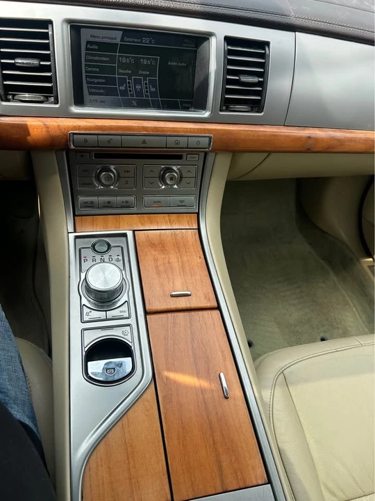 2010 Jaguar X250 XF - Image 12 of 17