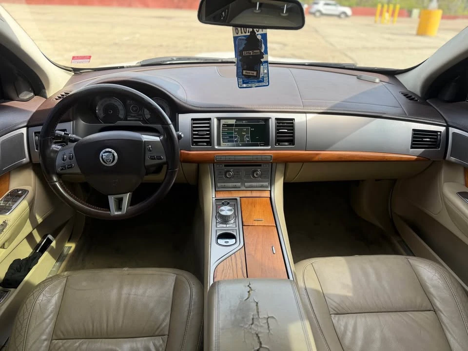 2010 Jaguar X250 XF - Image 8 of 12