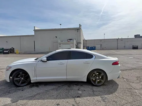 2010 Jaguar XF