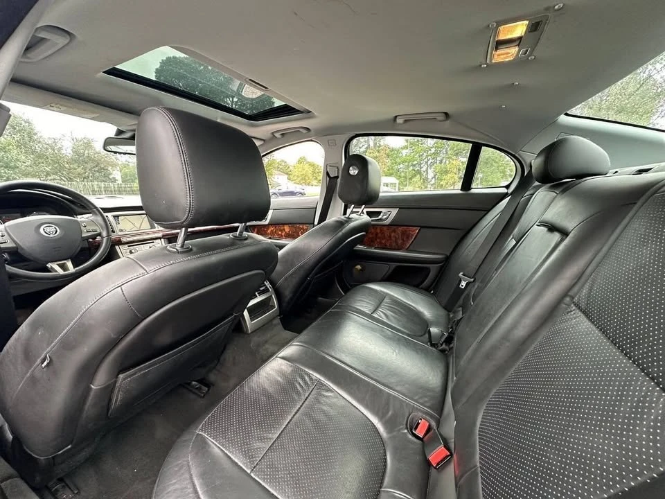 2010 Jaguar X250 XF - Image 9 of 20