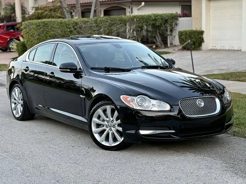2010 Jaguar XF Premium 5.0L V8