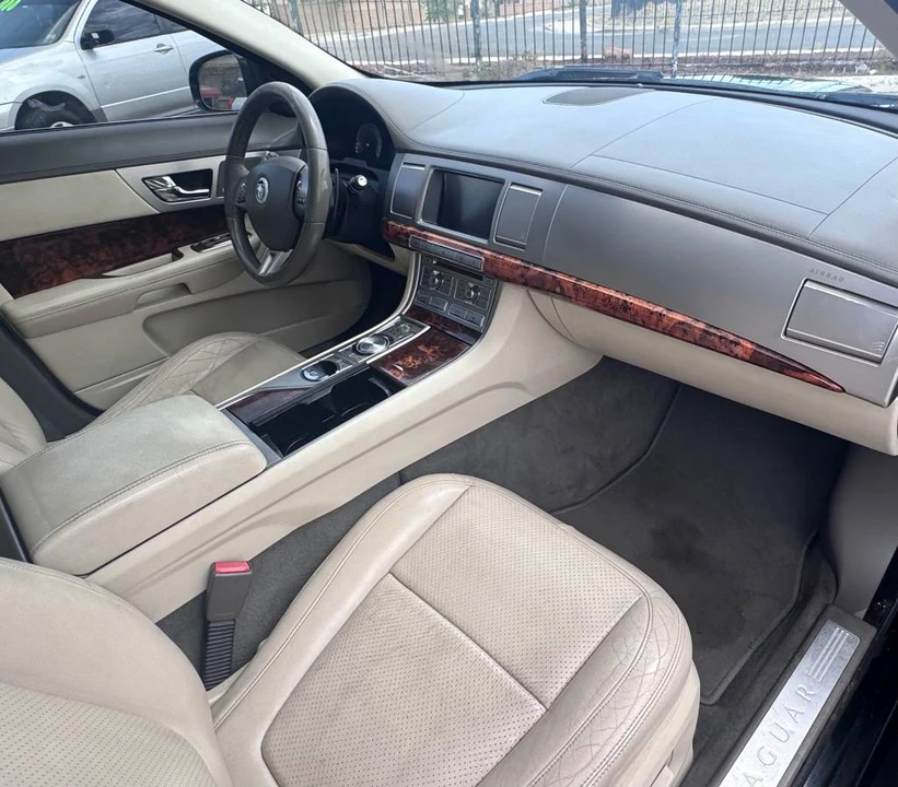 2010 Jaguar X250 XF - Image 12 of 12