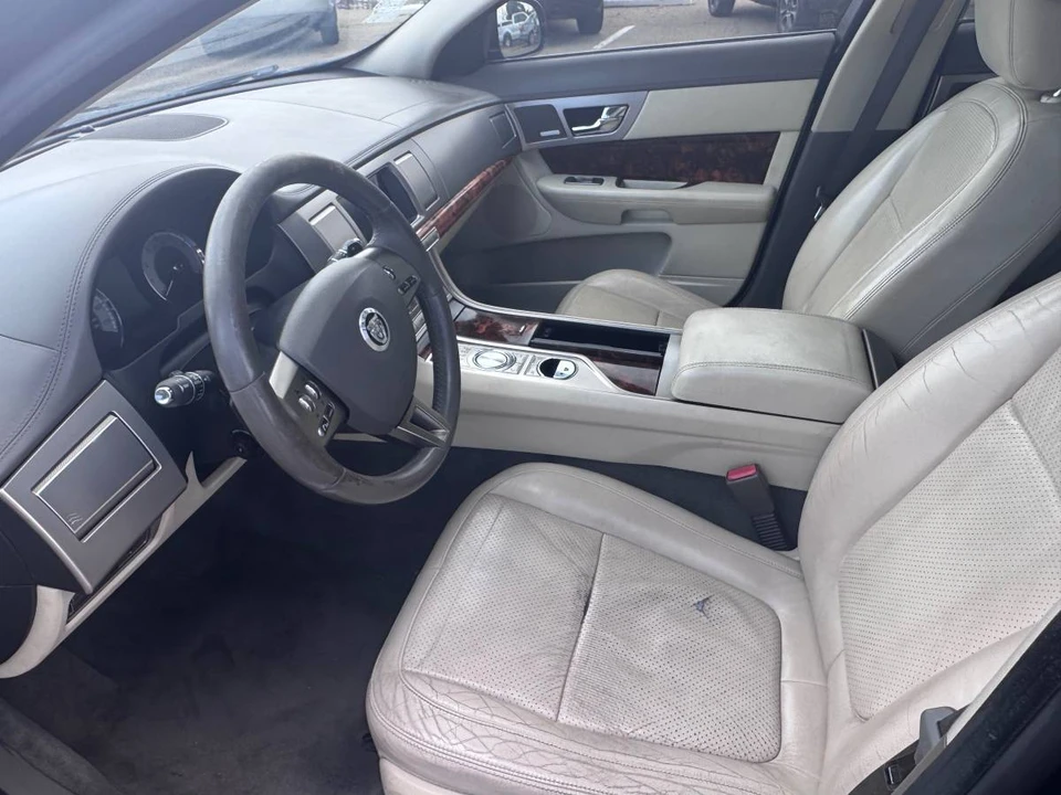 2010 Jaguar X250 XF - Image 4 of 12