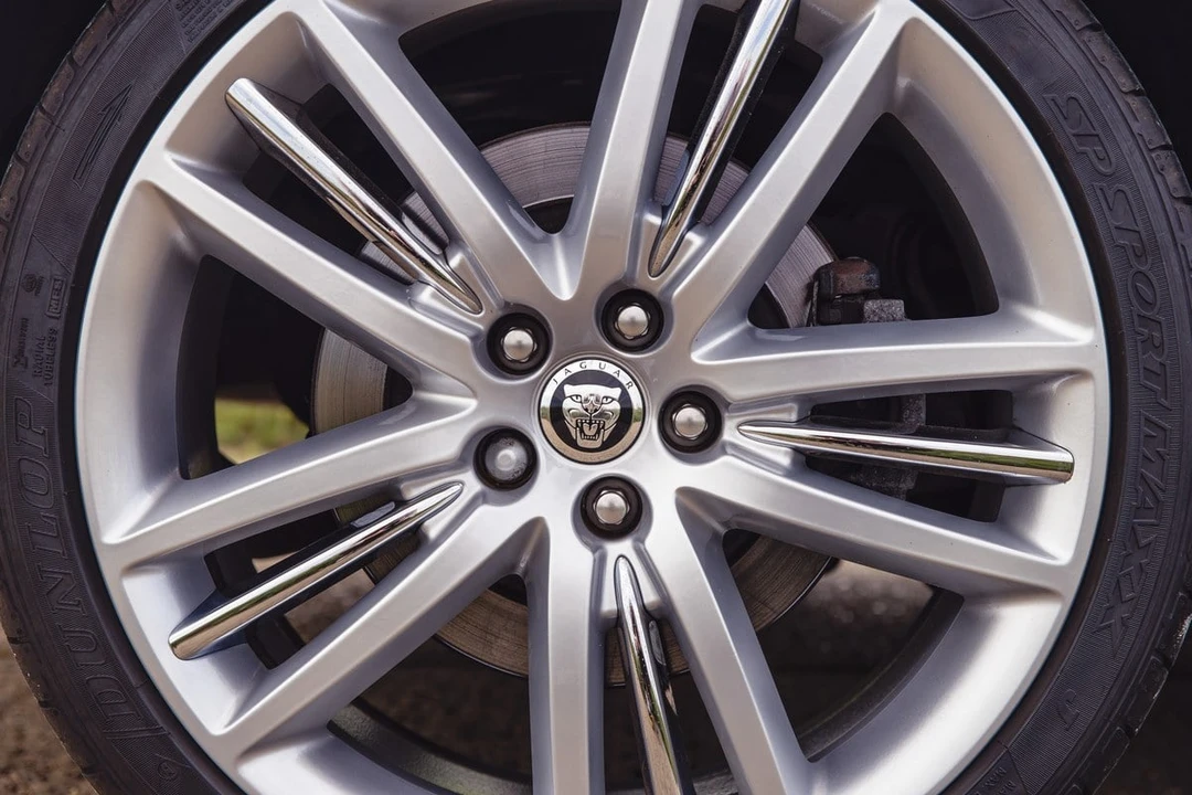 2010 Jaguar X250 XF - Image 15 of 30