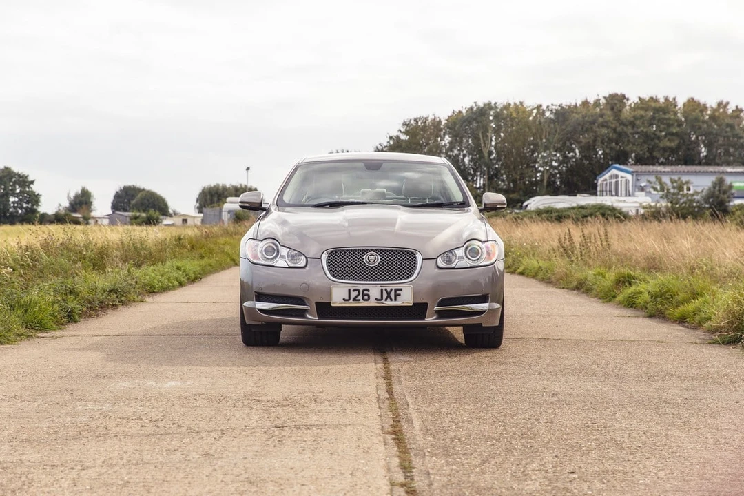 2010 Jaguar X250 XF - Image 2 of 30