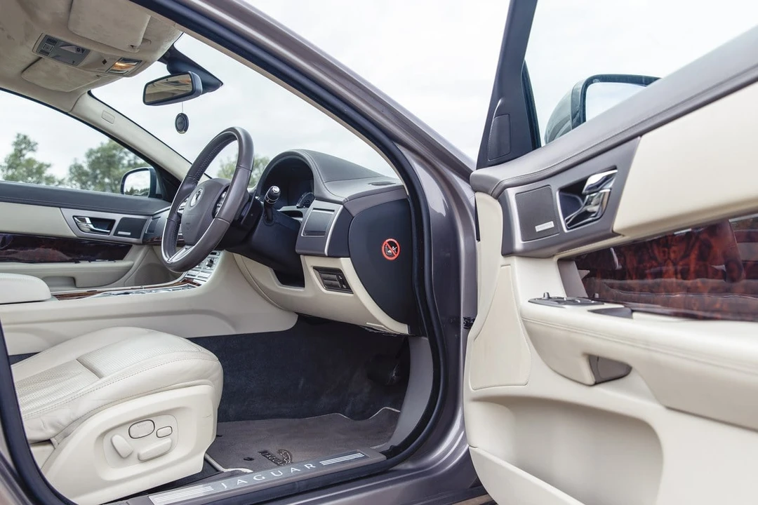 2010 Jaguar X250 XF - Image 22 of 30