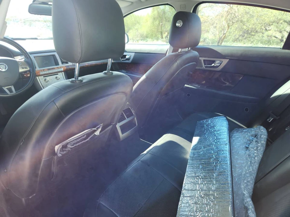 2010 Jaguar X250 XF - Image 8 of 10