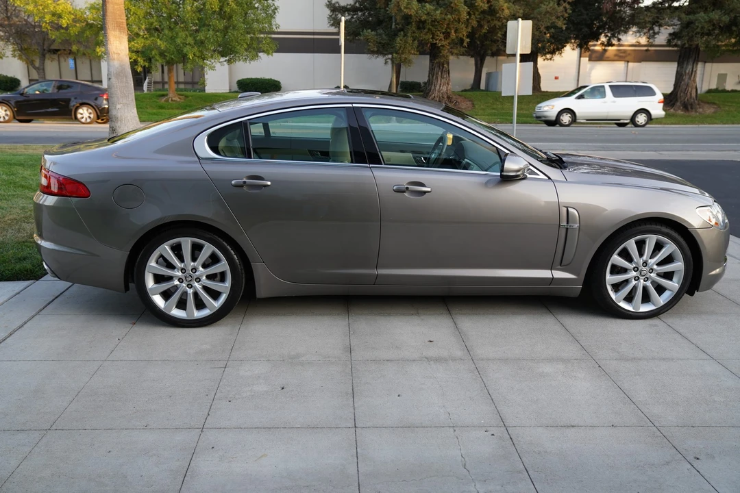 2010 Jaguar X250 XF - Image 15 of 31