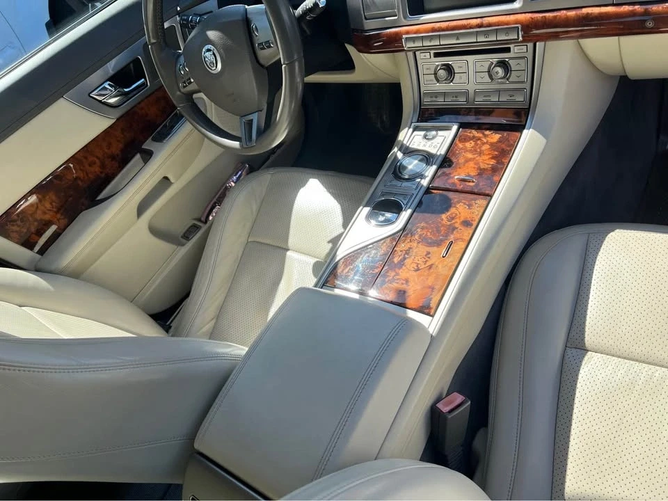 2010 Jaguar X250 XF - Image 6 of 8