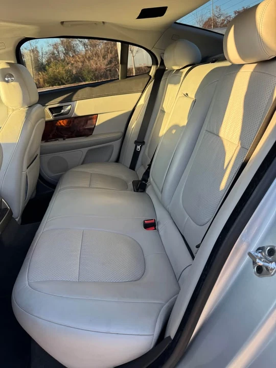 2010 Jaguar X250 XF - Image 7 of 10
