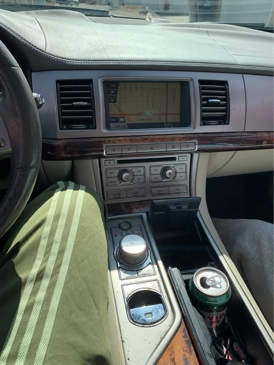 2010 Jaguar X250 XF - Image 2 of 7