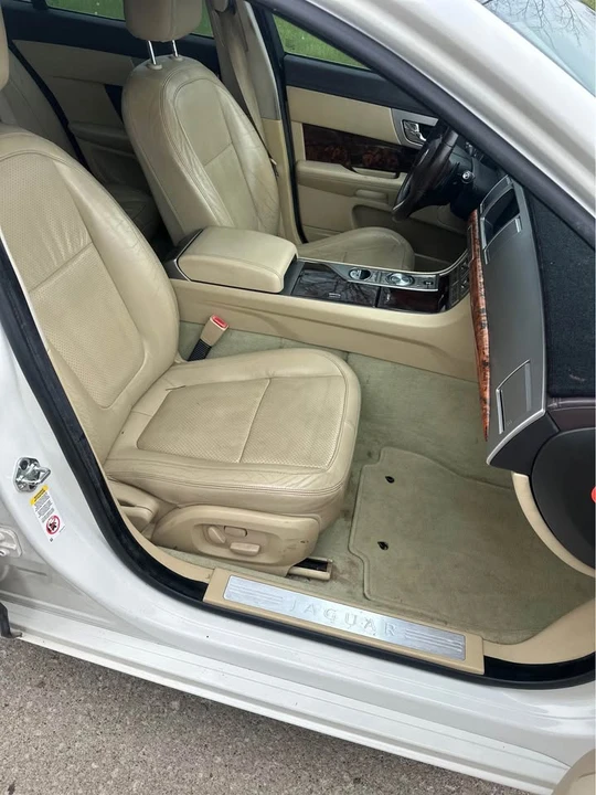 2010 Jaguar X250 XF - Image 11 of 12