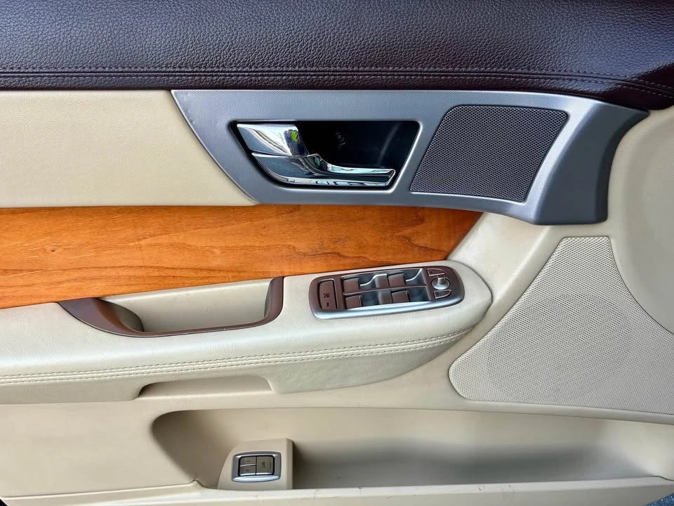 2010 Jaguar X250 XF - Image 7 of 20