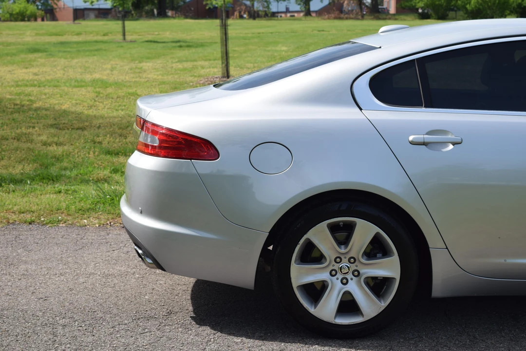 2010 Jaguar X250 XF - Image 18 of 31