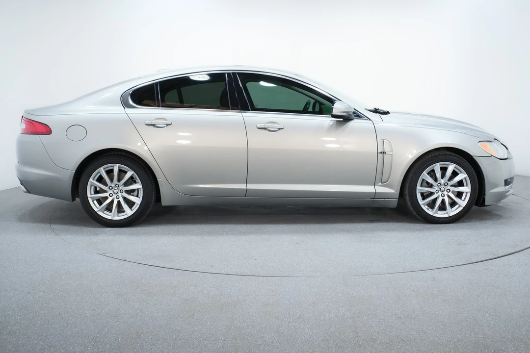 2010 Jaguar X250 XF - Image 10 of 21