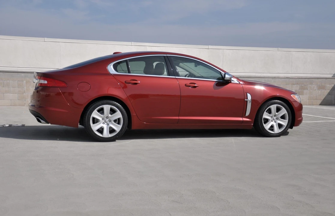 2010 Jaguar X250 XF - Image 2 of 31