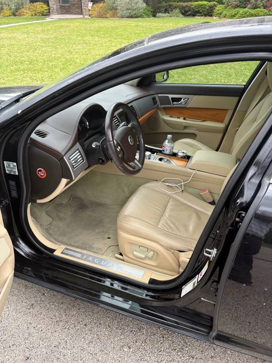 2010 Jaguar X250 XF - Image 6 of 21