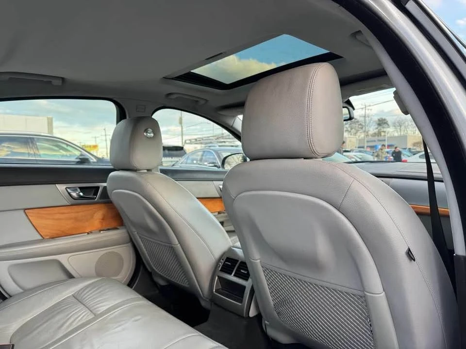2010 Jaguar X250 XF - Image 13 of 18