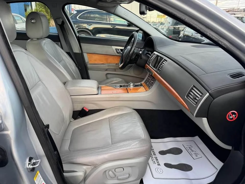 2010 Jaguar X250 XF - Image 11 of 18