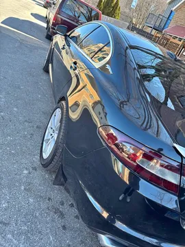 2010 Jaguar XF Sedan