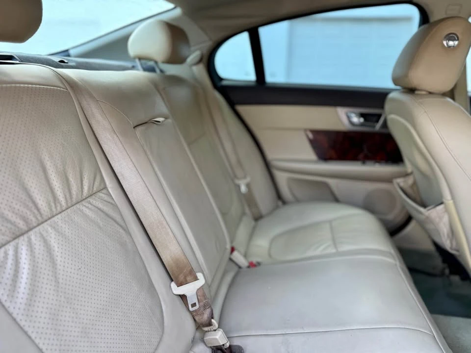 2010 Jaguar X250 XF - Image 8 of 12