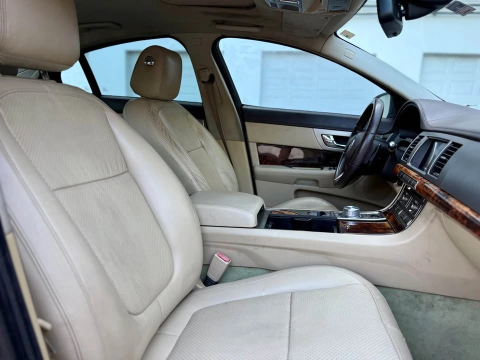 2010 Jaguar X250 XF - Image 8 of 11