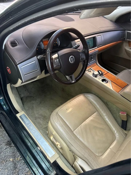 2010 Jaguar X250 XF - Image 6 of 8