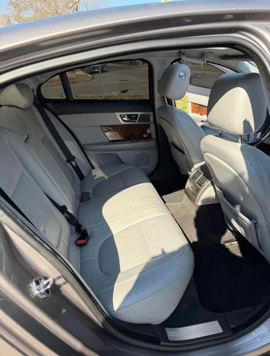 2010 Jaguar X250 XF - Image 2 of 5