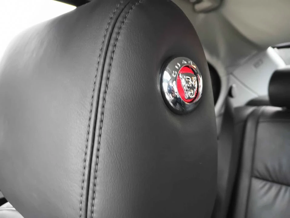 2010 Jaguar X250 XFR - Image 6 of 12